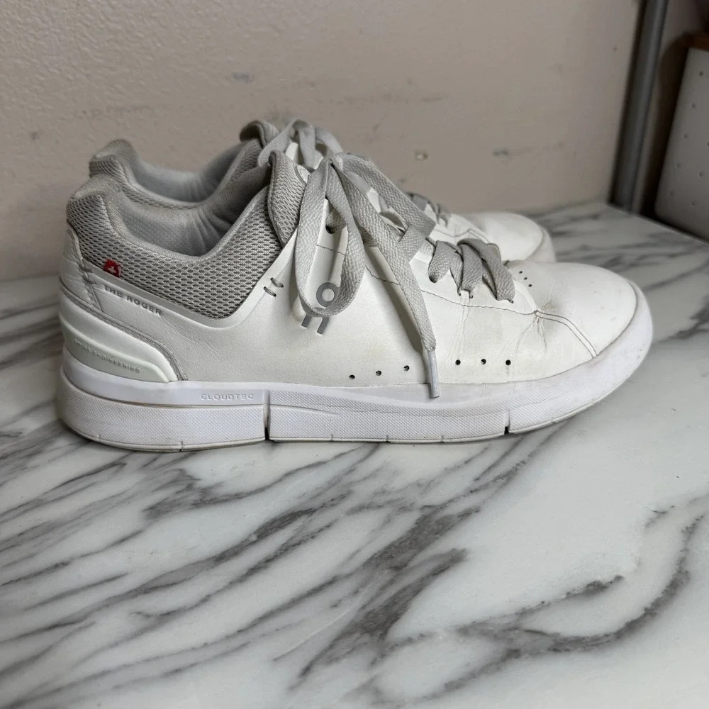 On Cloud The Roger Advantage Women Size 9 White Athletic Tennis Shoes Sneakers